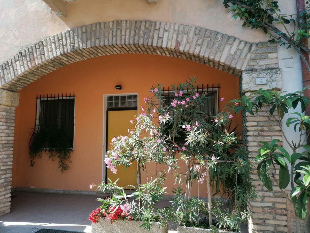 バルドリーノLa Casa Di Marziaアパートメント エクステリア 写真